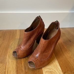 Natural Leather Open Toe Heels